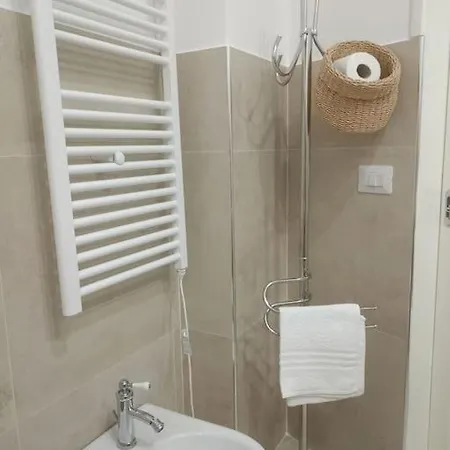 La Casa Di Madhu Διαμέρισμα