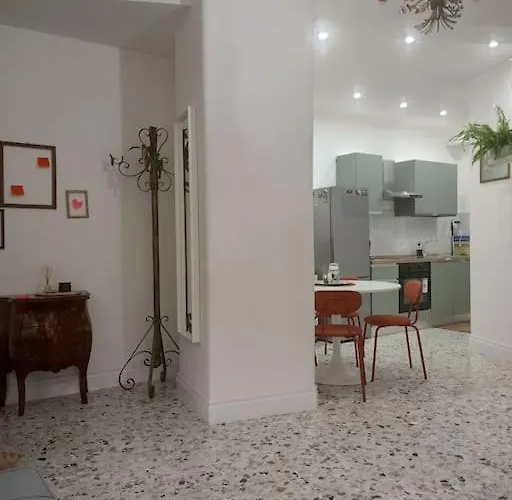 La Casa Di Madhu Appartement *